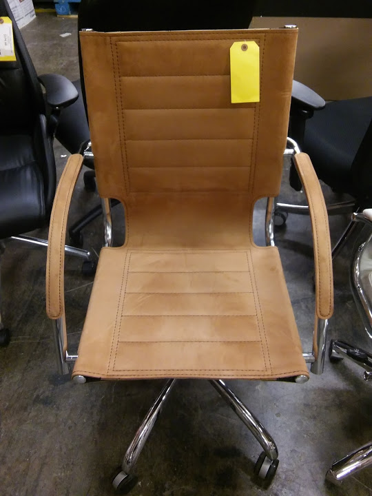 Modern Office Chair Safco Flaunt Manager S Chair In Camel